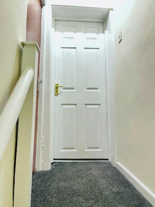 Darlington City Flat Exterior photo